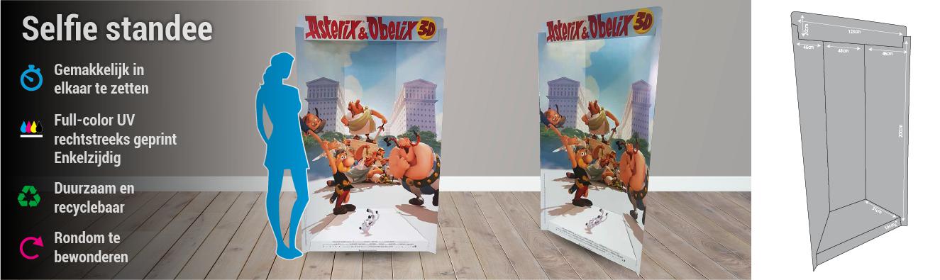 Selfie standee