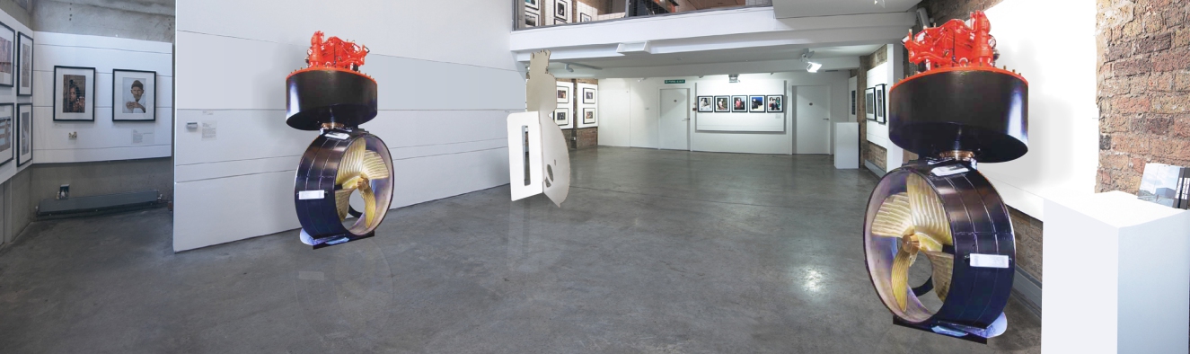 Levensgrote figuren 155x240 16mm honingraat